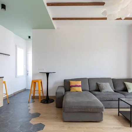 Sb2 - Moderno 2 Dormitorios, 4º Sin Ascensor, Muy Centrico *