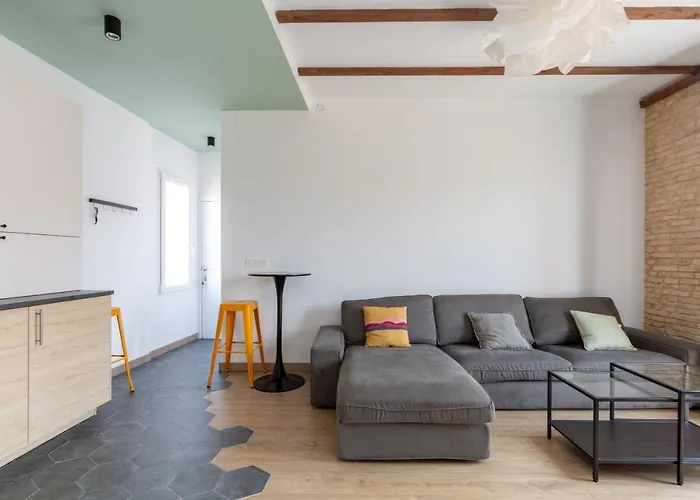 Sb2 - Moderno 2 Dormitorios, 4º Sin Ascensor, Muy Centrico *